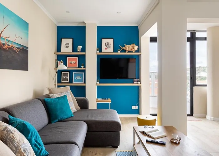 Stylish Flat With Balcony Overlooking The Sea Apartment Costa da Caparica
